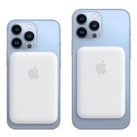 Apple MagSafe Battery Pack white