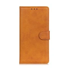 Casecentive Leather Wallet case with closure iPhone 13 tan