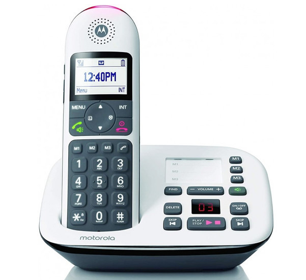Motorola CD5011 wireless landline phone with answering machine